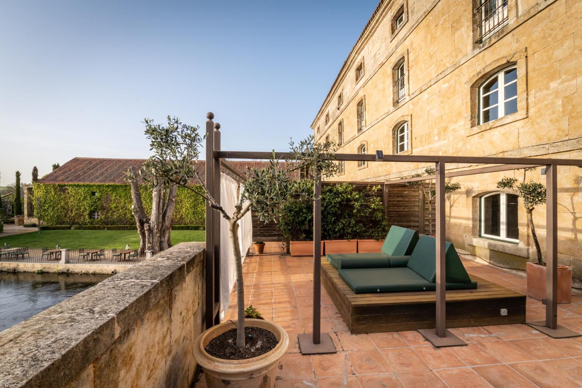 Deluxe Chamber Terrace